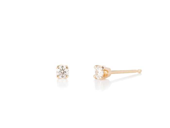 Simple diamond studs