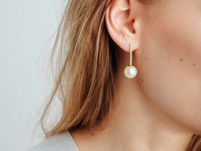 Graphically designed pearl and diamond earrings