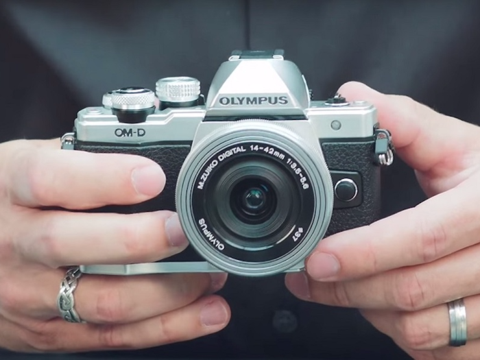 The best mirrorless camera on a budget