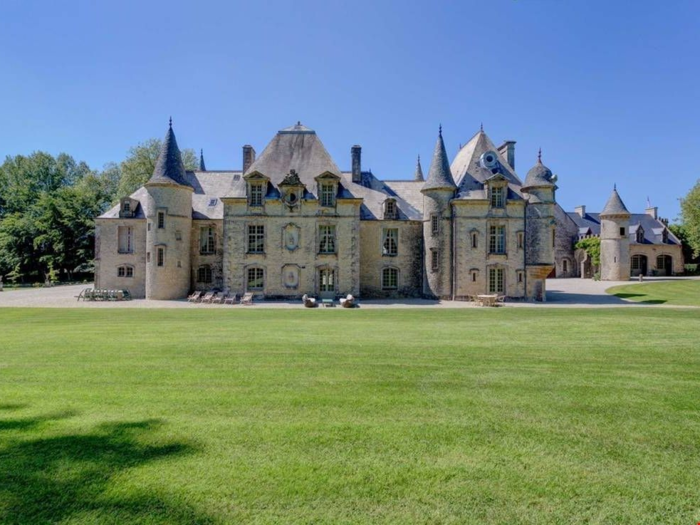 Yvetot-Bocage, France — $1,161 per night