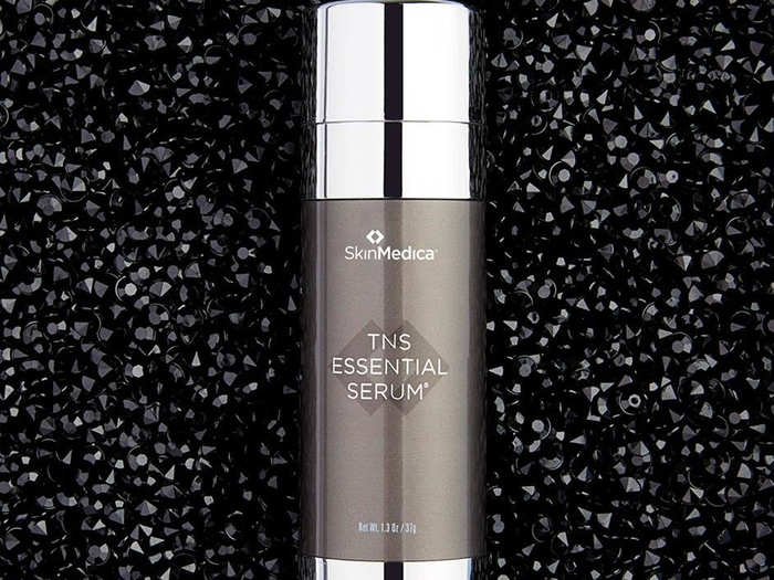 An all-in-one rejuvenating skin serum with proven results