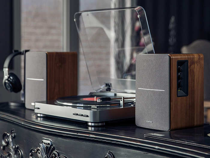 Audiophile-worthy bookshelf speakers