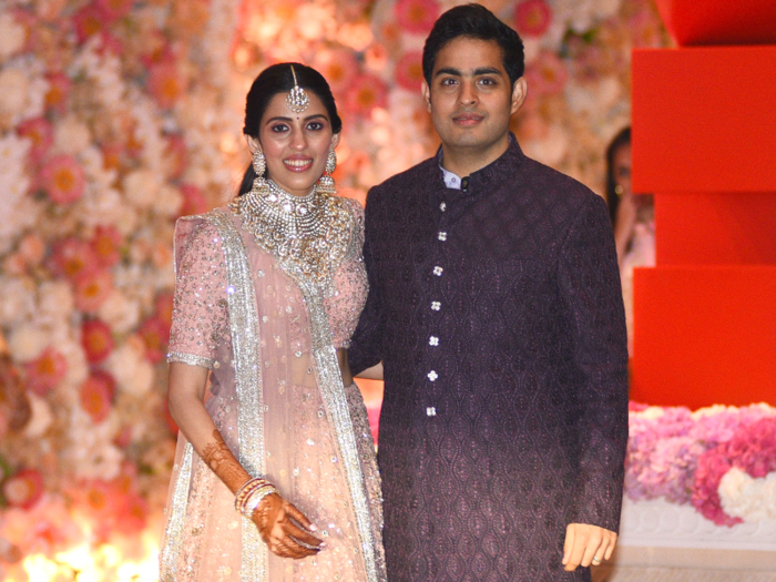 Akash is engaged to his high school sweetheart, Shloka Mehta, the daughter of a well-known diamond merchant.