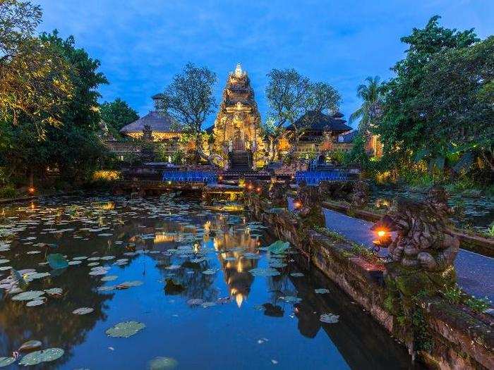 By the time I had to leave the island, I felt like I had only scratched the surface of what Ubud, and Bali, had to offer. There was still Pura Taman Kemuda Saraswati, a beautiful Hindu temple, to see, dozens of hikes to do, fellow seekers to meet, and overwrought discussions on the meaning of life to have.