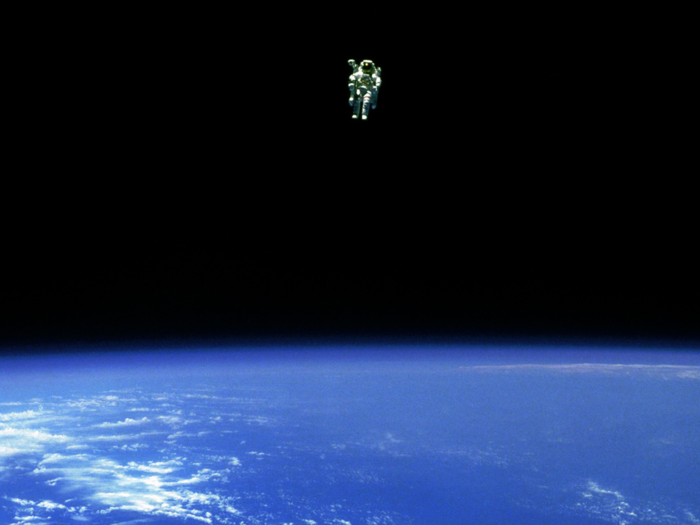 American Bruce McCandless II completed the first spacewalk without a tether on February 7, 1984.