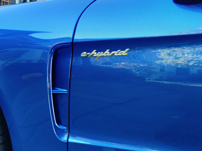 ... These relatively discreet e-hybrid badges located around the car.