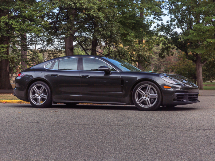 The Sport Turismo wagon is based on the second generation Panamera sedan that we first checked out in late 2016.