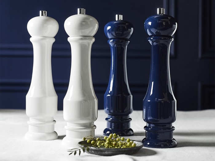 Williams Sonoma Lacquered Pepper Mill