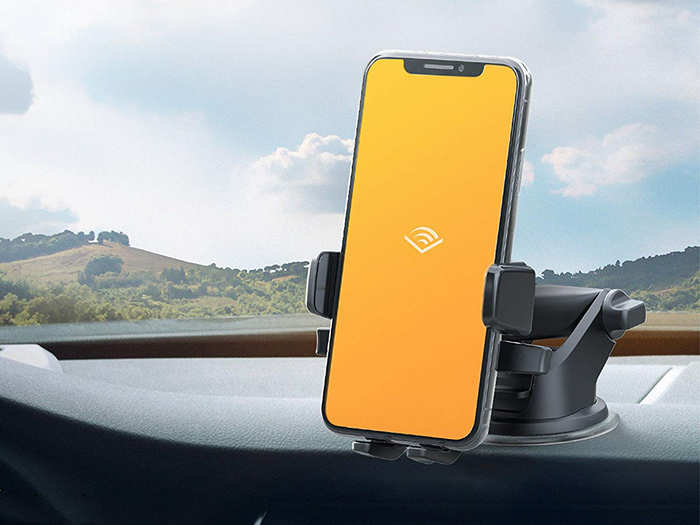 A smartphone mount