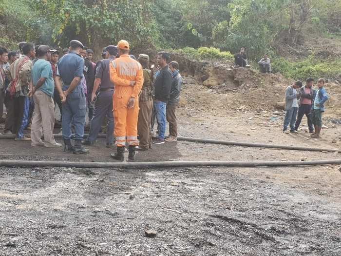 Despite the NDRF’s best efforts, the situation on the ground didn’t change significantly since the mine was run illegally and there were no maps to help guide the divers.