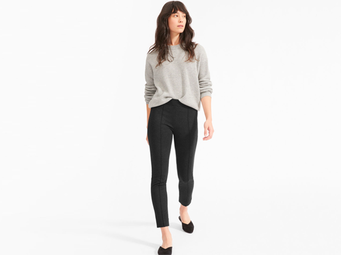 A stretchy cropped pant