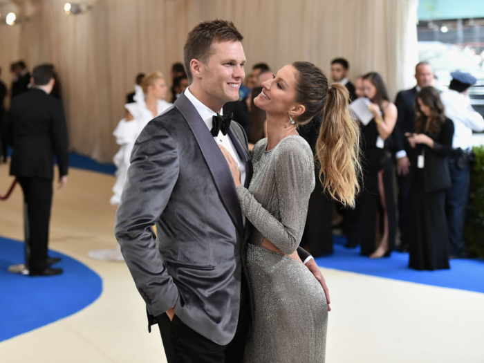 Now take a peek into the lavish lifestyle of Tom Brady and Gisele Bundchen.