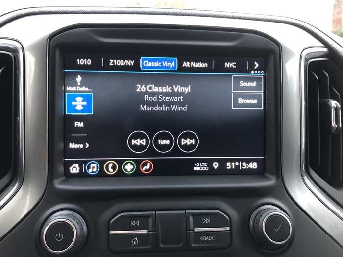 The eight-inch center touchscreen isn