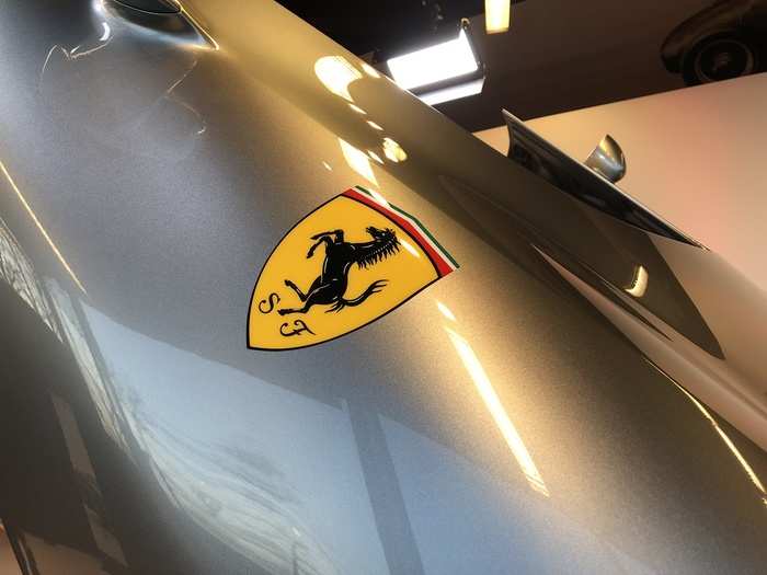 The Monza evokes the legendary race track near Milan. The Scuderia Ferrari badge connects the new Monza SP1 to Ferrari