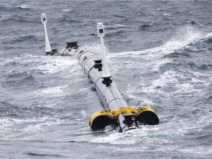 November 2018: System 001 makes its way to the Great Pacific Garbage Patch, but it begins spilling plastic.