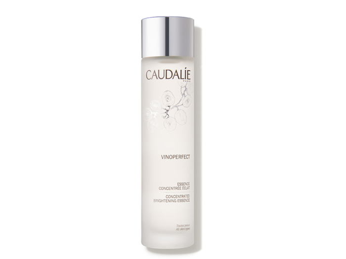 An essence made with organic grape water and white peony extract to lessen dark spots