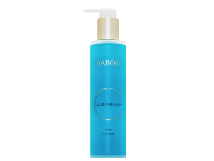 A clarifying toner that eliminates impurities and keeps oily skin at bay