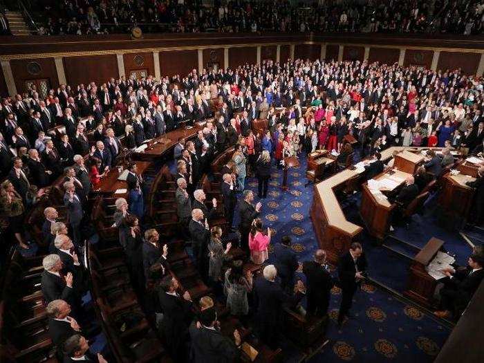 She then administered the oath to the members of the 116th Congress.