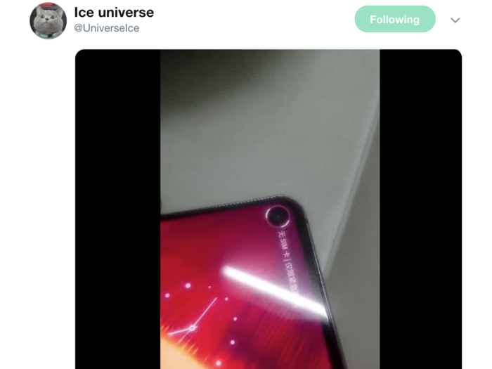 Apparently, the hole-punch camera will also have another nifty feature: It can glow. According to prolific gadgets leaker "Ice Universe," the Galaxy S10 may be able to manipulate the display pixels surrounding the camera to create a digital light ring effect, so you