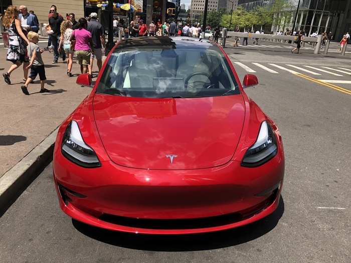 I know I said the Roadster is my favorite Tesla of all time. But the Model 3 Performance is probably my new darling. Electric bliss on four wheels!