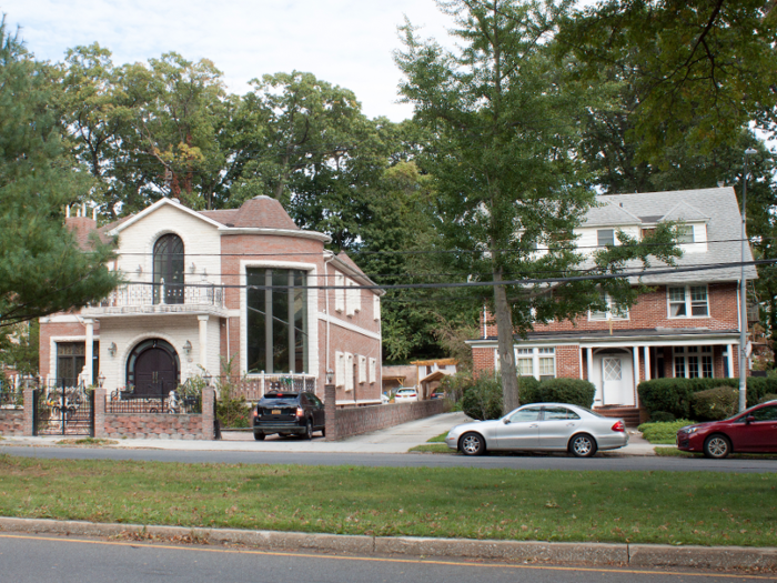 But although it may still be an oasis, the neighborhood has changed since Trump lived there. Jason Horowitz of the New York Times described the Jamaica Estates of the 1950s as "an exclusive and nearly all-white place, resistant to outsiders and largely impenetrable to minorities."