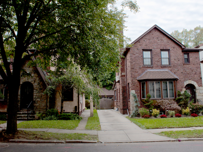 Wong said she finds the neighborhood to be very safe. "There is a large sense of community and the residents really care about the neighborhood," she said. 
All the lawns are very well cared for, as are the homes."