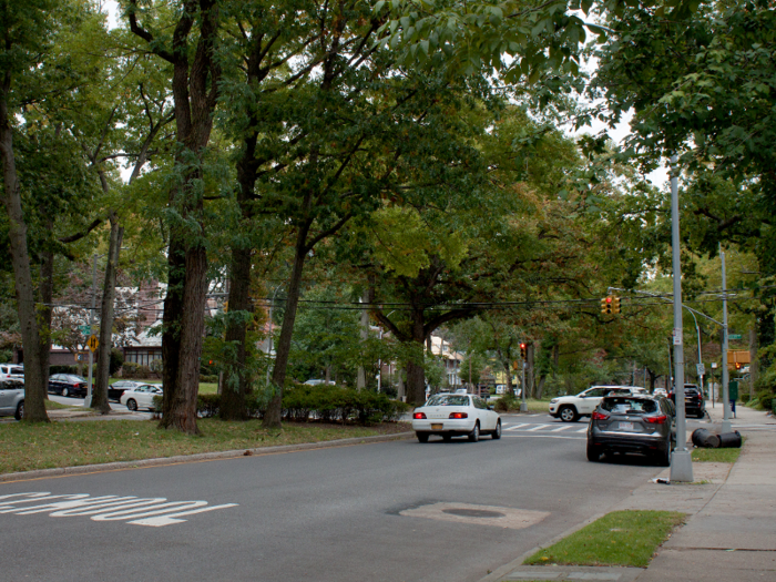 I walked down Midland Parkway, a wide boulevard perpendicular to busy Hillside Avenue, and one thing immediately stuck out: It was noticeably quieter on the boulevard.