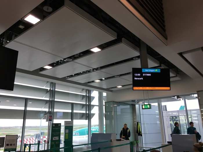 Time to board! In Newark, Aer Lingus boarded the economy cabin by rows from back to front. In Dublin, economy cabin boarding was a free-for-all. The scene wasn