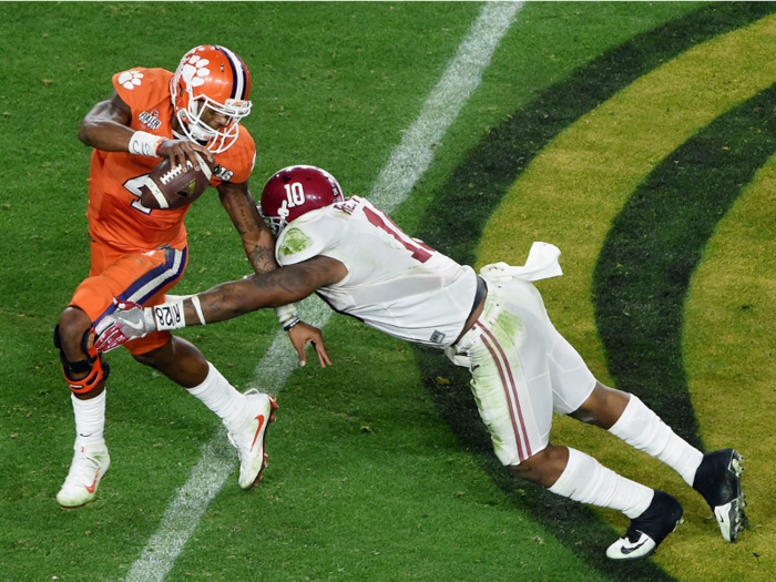 Reuben Foster was a starting linebacker for Alabama in the 2015 season, and gave Watson trouble in the backfield throughout the title game.