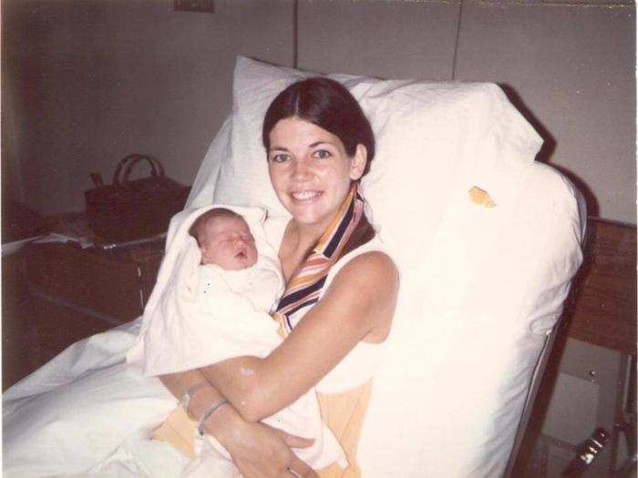 Elizabeth Warren became a mother of two shortly before receiving her law degree.