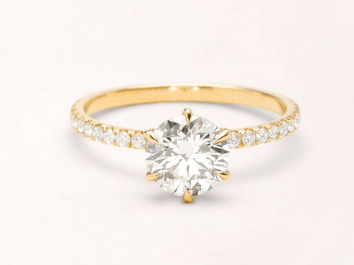 A stunning engagement ring in a classic cut