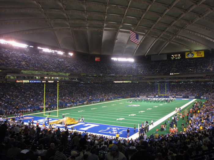 After opening in 1975, the Pontiac Silverdome became the home of the Detroit Lions. It was the largest stadium in the NFL for 22 years.