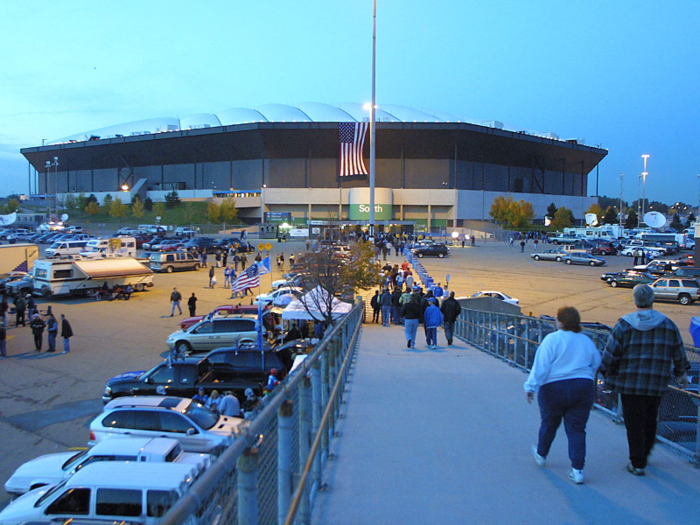 The Pontiac Silverdome was once one of the greatest arenas in professional sports.