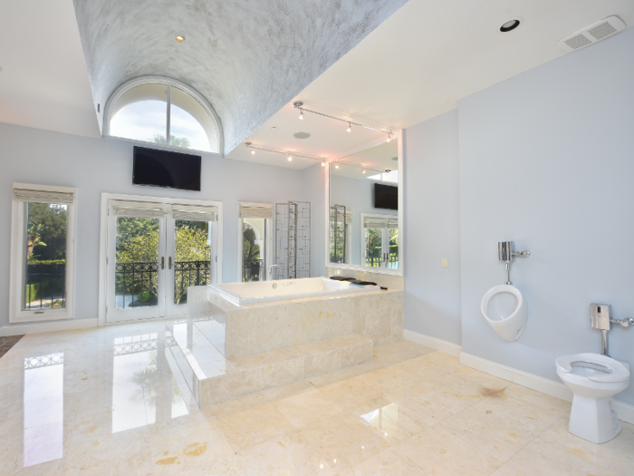 The master bathroom suite is a bath lover