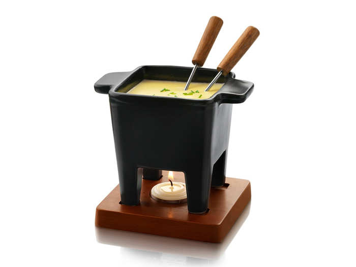 A fondue set for two