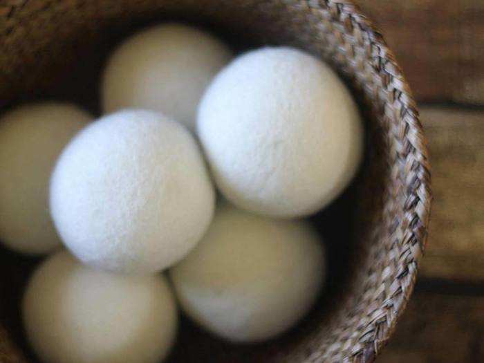 Wool dryer balls for chemical-free softening