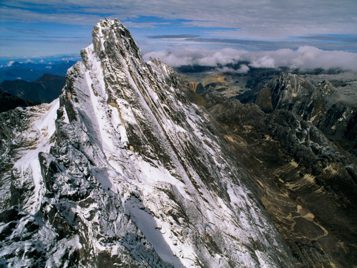 29. Indonesia — Pun cak Jaya, 16,024 feet