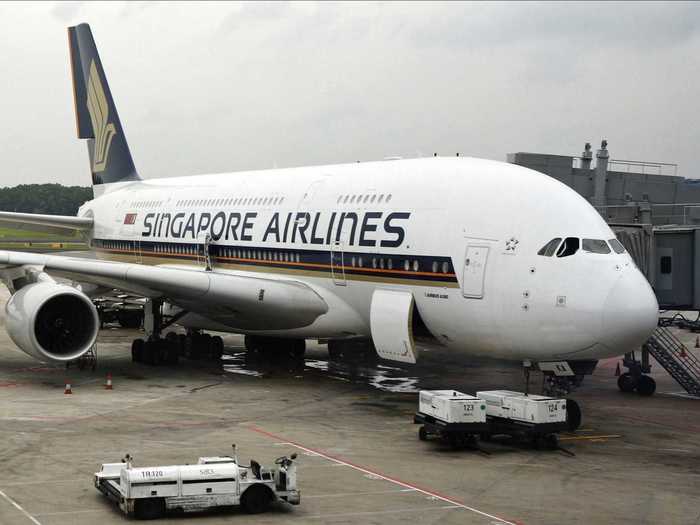 15. Singapore Airlines: 83.46% OTP.