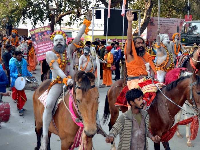 The Uttar Pradesh government has reportedly spent close to ₹40 billion in this year’s fair. The money is aimed at facilitating the millions of visitors with modern facilities.