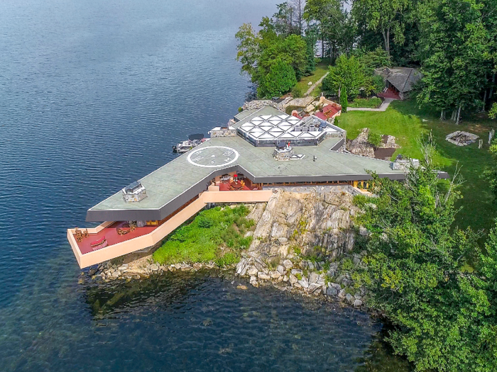 A helipad on the roof of the main house makes the property just "a quick helicopter ride from Manhattan or Westchester Airport," the listing notes.