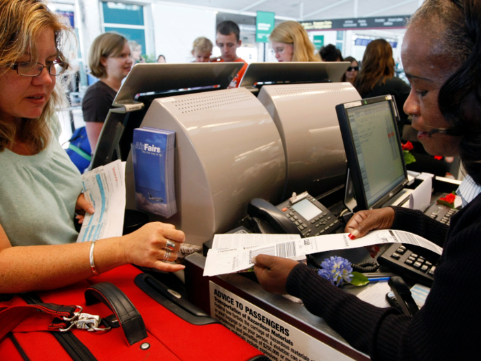 Another woman claimed that she had even missed her flight because the Frontier ticket counter had been unstaffed for so long.