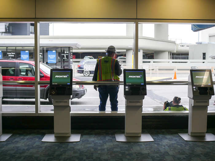 I found a row of Frontier self-service kiosks when I walked in.