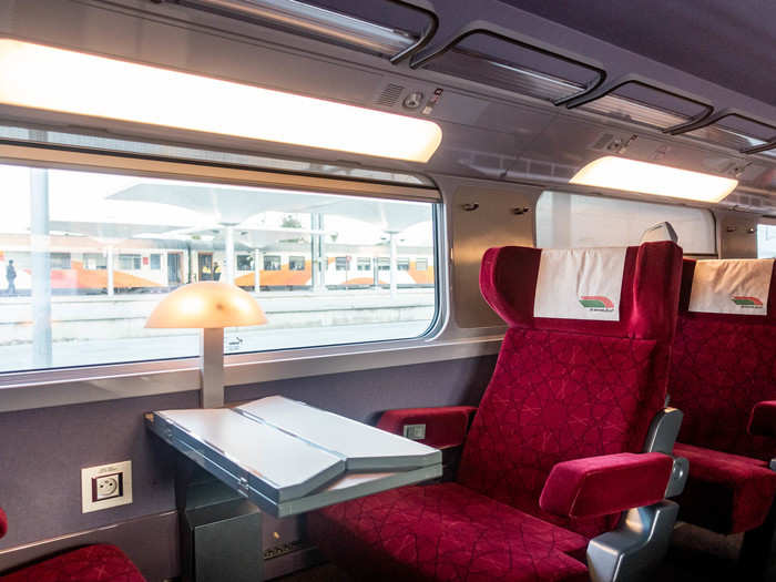 One thing that I enjoyed about the Moroccan TGV is that the design had an old-school flair that integrated classic elements like the art-deco lamps and seats that face each other.