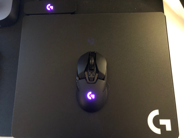 My mouse pad: Logitech G Power Play wireless charging mat