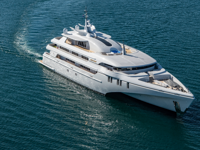 Best Naval Architecture, Displacement Motor Yachts