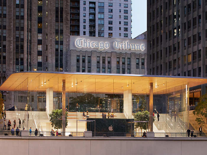 In Chicago, Apple is beginning to dive into what it calls "a new generation" of its retail locations.