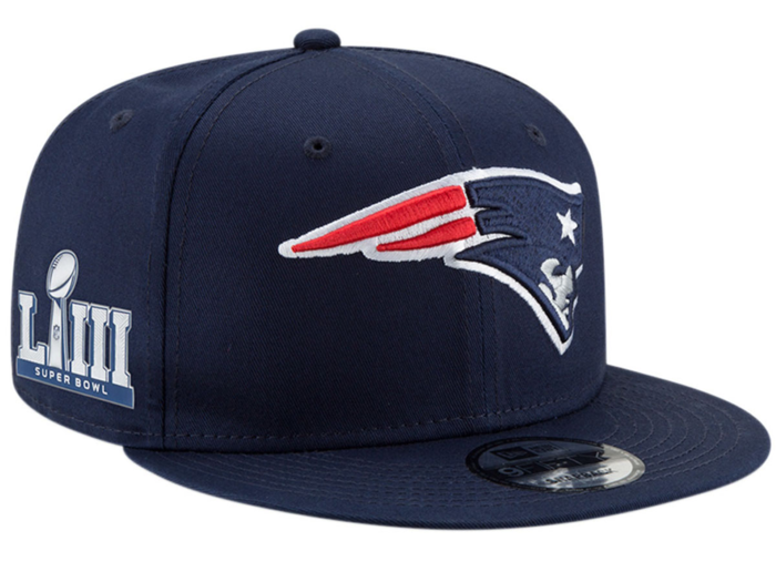 Keep your head in the game with this Super Bowl snapback.