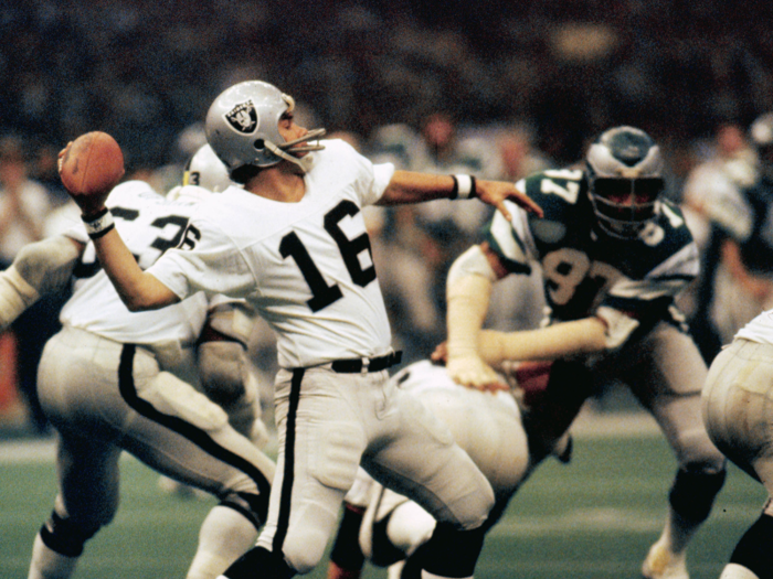 1981: Jim Plunkett, QB, Oakland Raiders