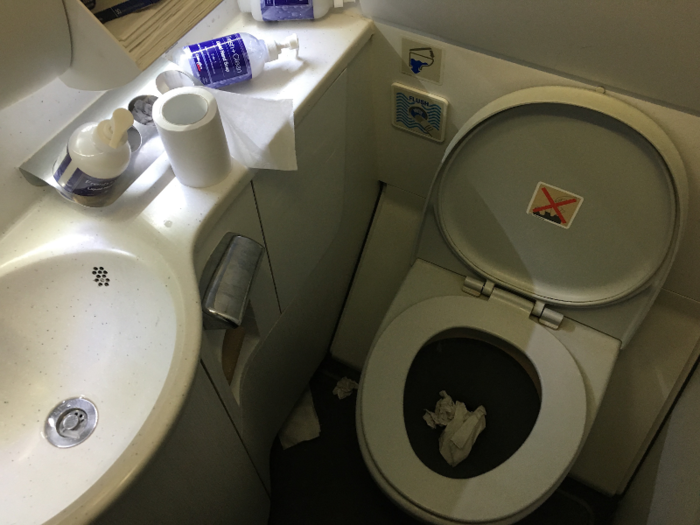 Speaking of bathrooms, the facilities on my flight from New York to Bogotá were a mess. I snapped this towards the end of the overnight flight. I