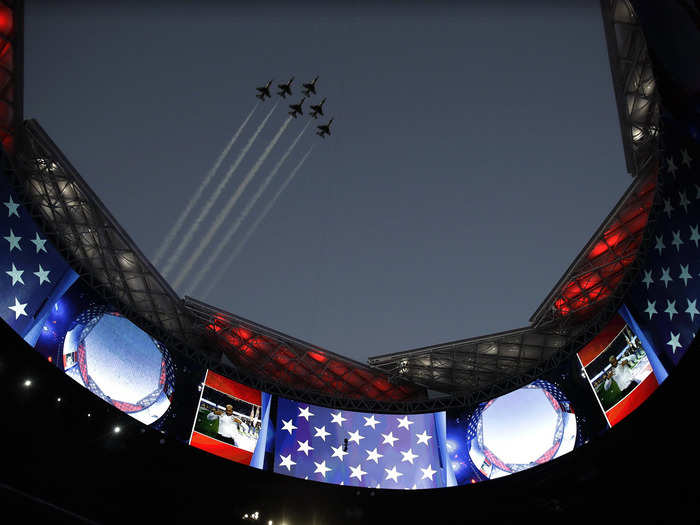 The roof was opened before the game but was closed for the actual game.